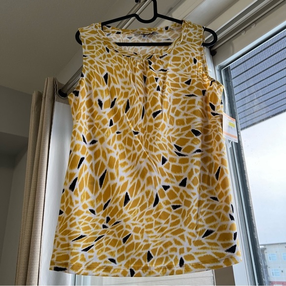 NWT Kasper suits twist neck shell top, yellow, black, small, spring - Picture 4 of 8